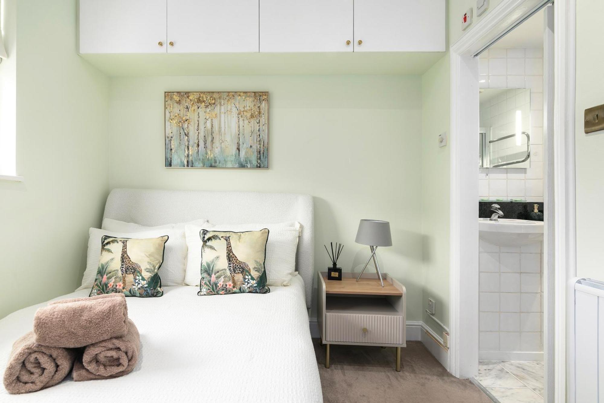 Apartamento Cosy Flat 5 Min From Holland Park Station! Londres Exterior foto
